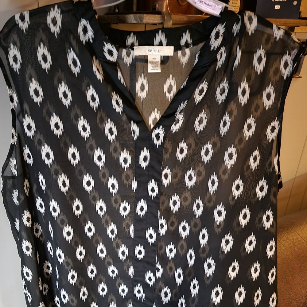 Sejour 16W Plus Size Black and White Blouse